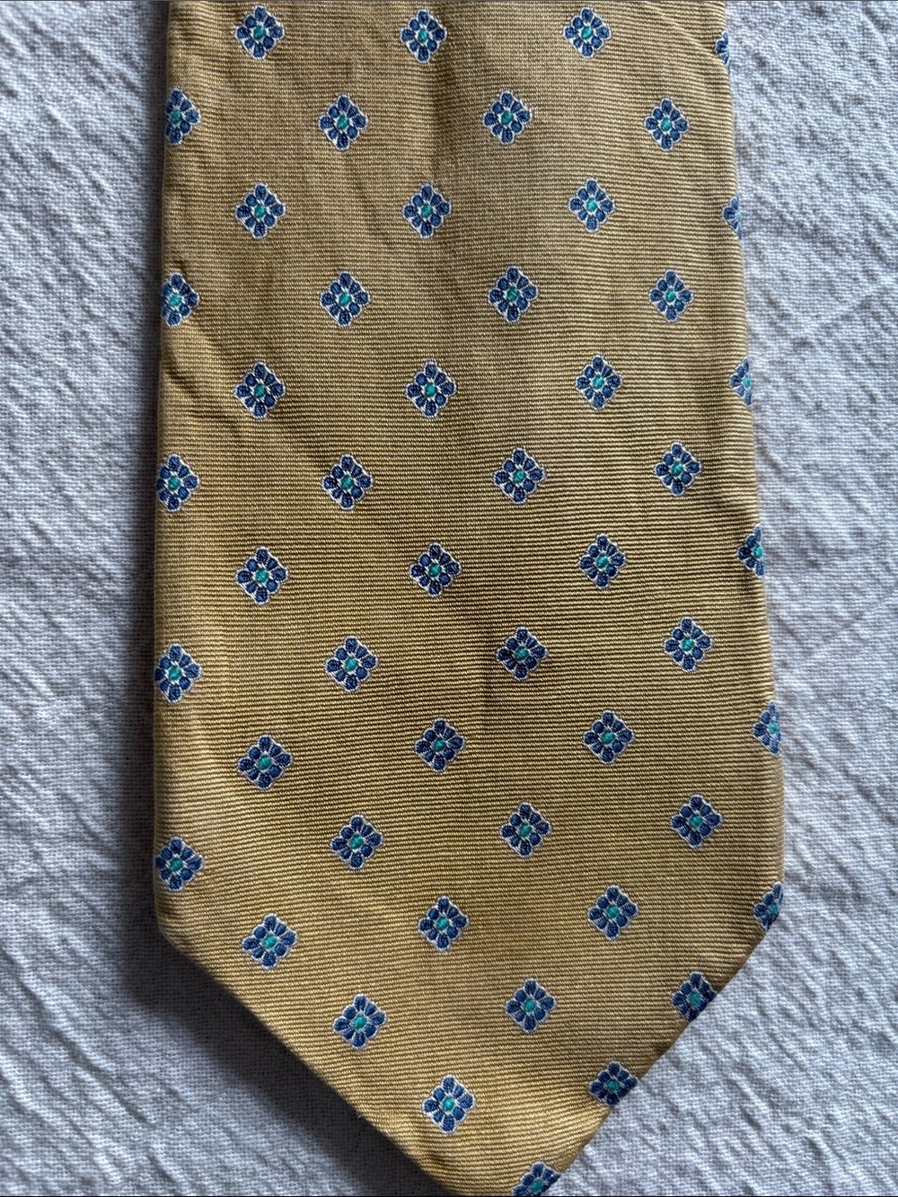 Brooks Brothers Gold Tie with Blue Floral Medallions